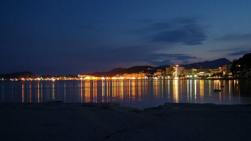 April 2009: Puerto Pollensa at night.